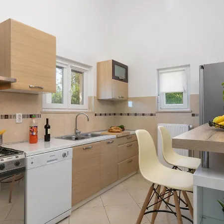 Casetta Filip By Interhome Marcana