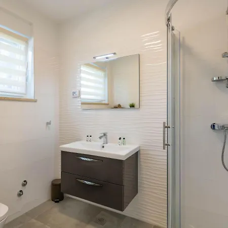 Casetta Filip By Interhome Marcana